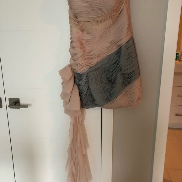 Size 4 Anaiss Dress - Picture 4 of 4